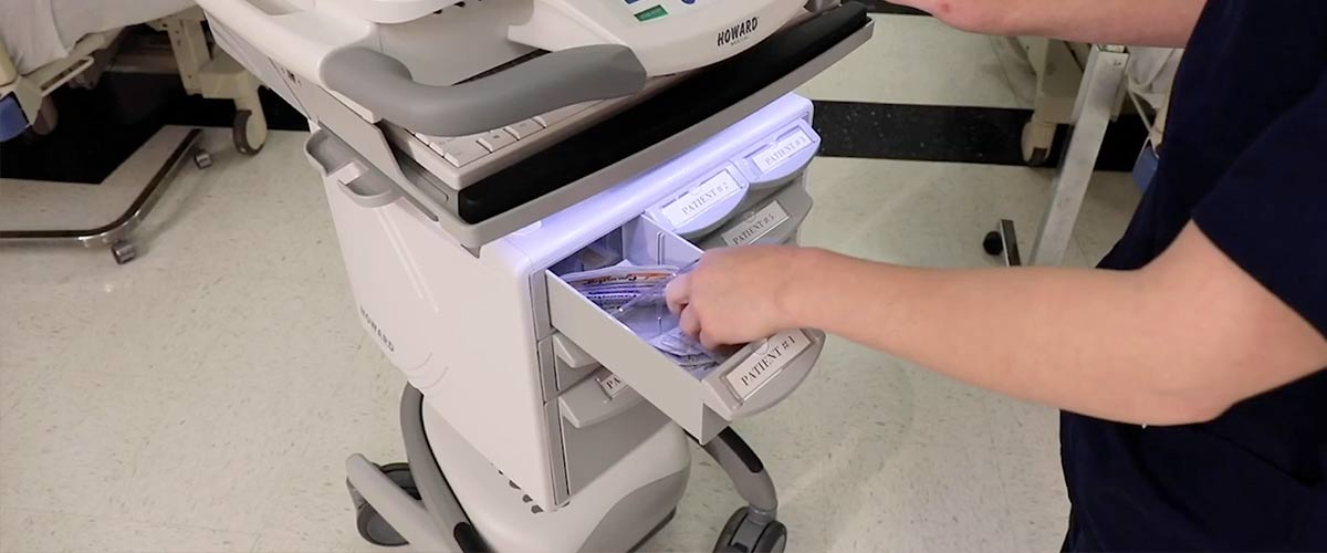 Medication administration on wow nursing cart