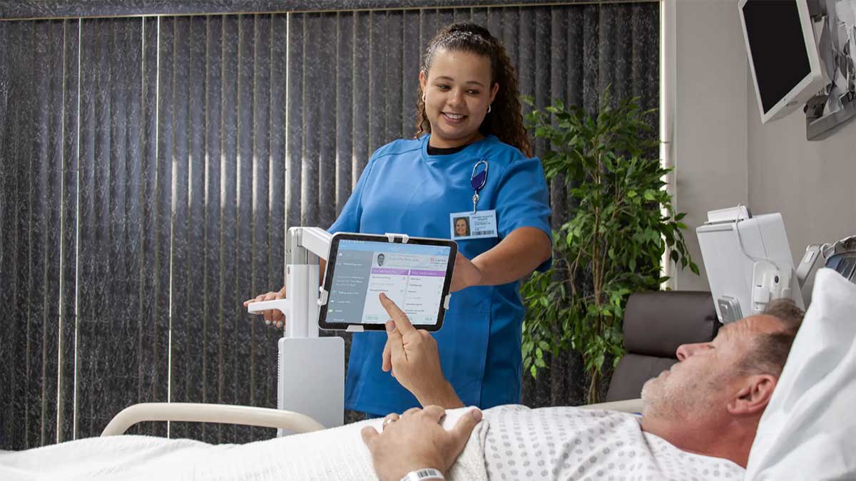 Tryten Tablet Cart for Patient Engagement