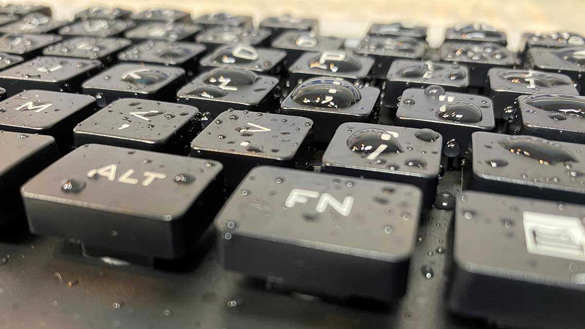 washable-keyboard-water-healthcare Washable keyboard for healthcare with water drops